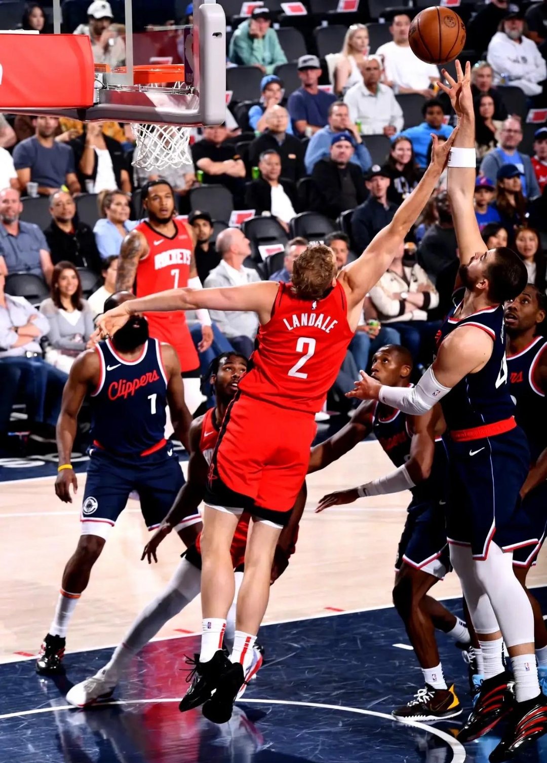 华体会hth-NBA尼克斯队以小胜湖人队,马布里发威 第2张 华体会hth-NBA尼克斯队以小胜湖人队,马布里发威 第2张